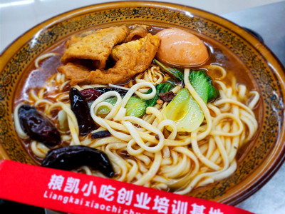 揭秘——安徽牛肉板面為什么這么火爆！